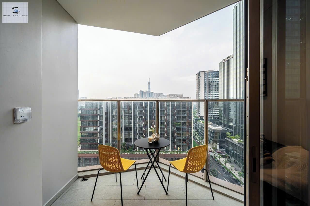 Deluxe Apartment, 2 Bedrooms, Non Smoking, City View | Minibar, free WiFi, bed sheets