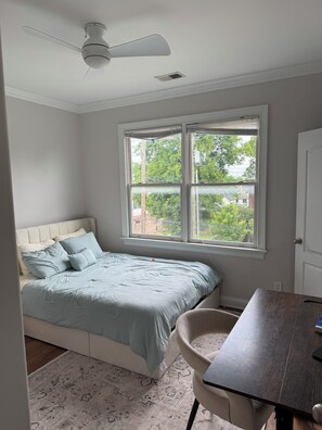 2 bedrooms, iron/ironing board, WiFi, bed sheets - Bright & Airy 2-bed, 2.5-bath house in historic Germantown, Nashville (Nashville)