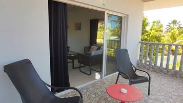 Family Apartment | Balcony