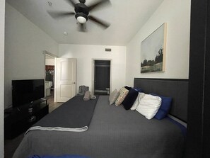 Unclassified image, 2 of 19, button