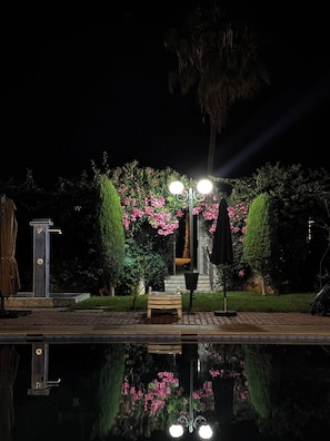 Apartamento, 2 quartos, para fumantes, piscina particular | Jardim