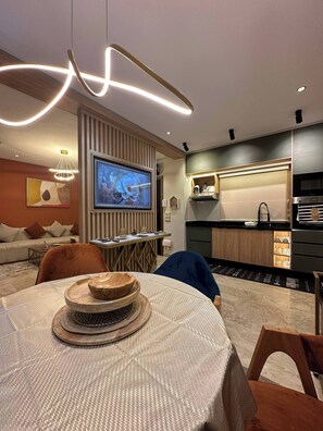 Apartamento, 2 quartos, para fumantes, piscina particular | Opções para refeição