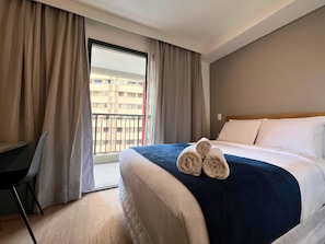 1 chambre, bureau, Wi-Fi gratuit, draps fournis
