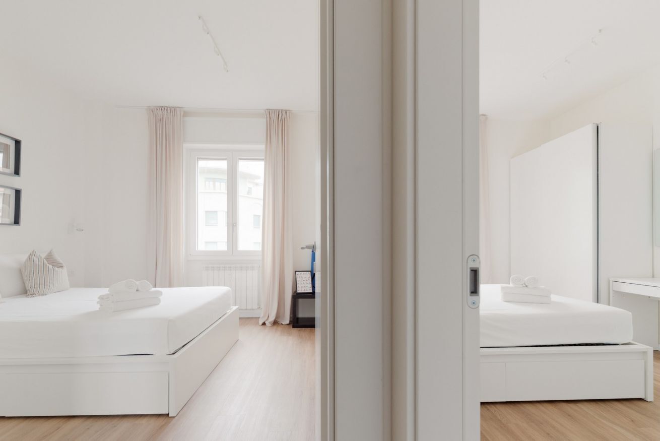 2 bedrooms, iron/ironing board