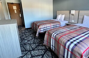 Standard Double Room, 2 Double Beds, Non Smoking, Mountain View