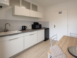 Microwave, stovetop