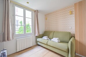 Apartment | Living area