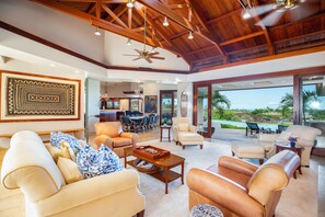 TV - Champion Ridge 7 by Gather: Oceanview Estate w/ Pool & Hot Tub (Kamuela)