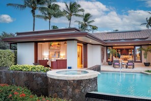 A heated pool - Champion Ridge 7 by Gather: Oceanview Estate w/ Pool & Hot Tub (Kamuela)