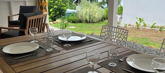 Bungalow Corrosol - 150m from the beach, swimming pool and sea view