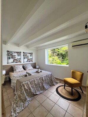 2 chambres, Wi-Fi gratuit, draps fournis