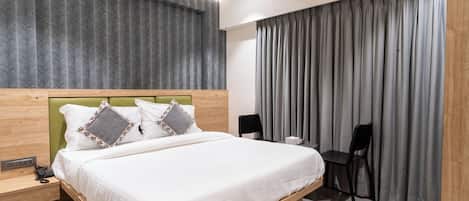Egyptian cotton sheets, premium bedding, pillowtop beds