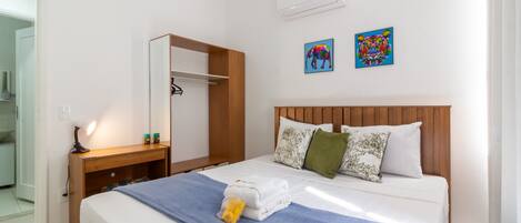 2 bedrooms