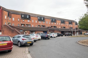Exterior - VELVET VISTA (Basildon)