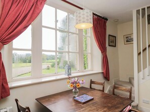 Dining - Huntsman's Cottage (Grange-over-Sands)
