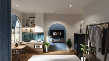 Hypo-allergenic bedding, minibar, desk, laptop workspace