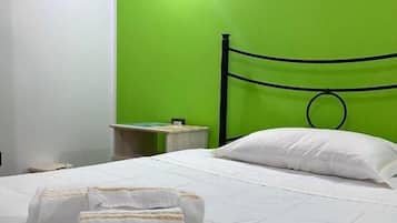 Economy Single Room | Iron/ironing board, free WiFi, wheelchair access