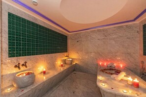 Public bath - QUİ HOTEL & SPA (İstanbul)