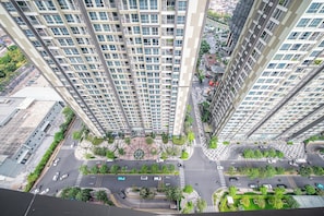 Basic Room, Balcony, City View | Desk, free WiFi