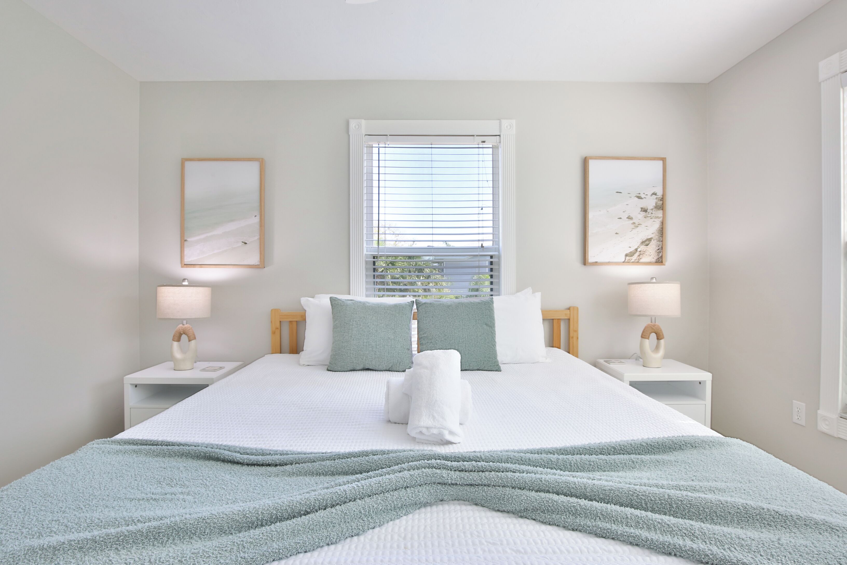 3 chambres, fer et planche à repasser, Wi-Fi gratuit, draps fournis