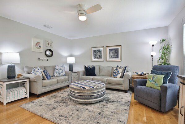 Smart TV, table football