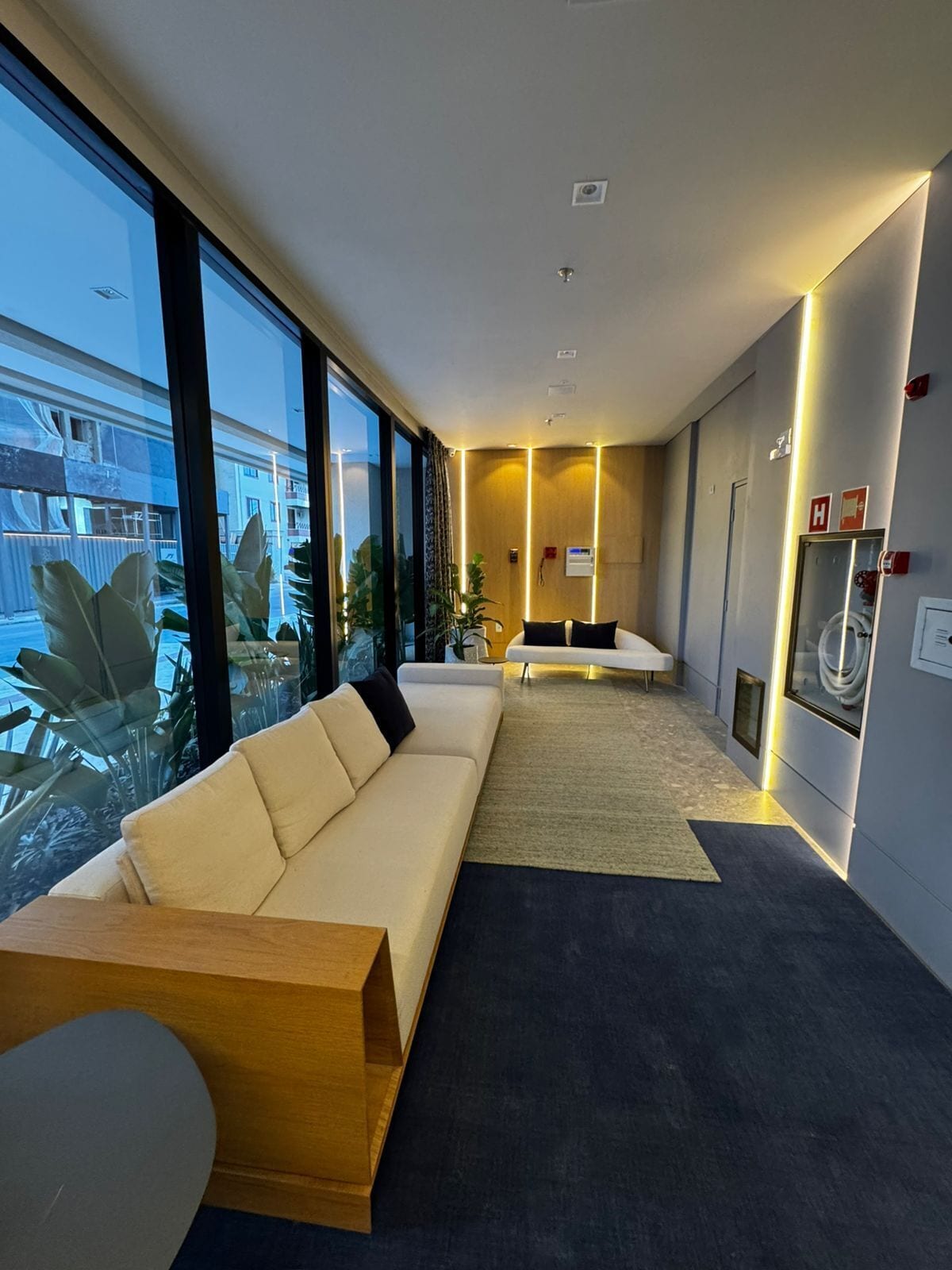 Laptop workspace, free WiFi