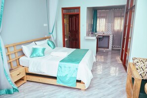 Comfort Single Room, City View | Desk, laptop workspace, free WiFi