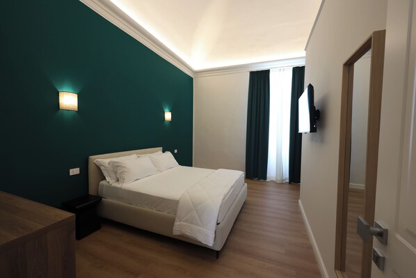 Double Room | Desk, laptop workspace, free WiFi - EXTRA B&B (Trani)