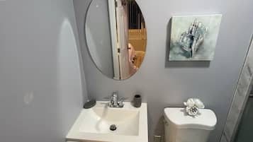 Toallas y papel de baño