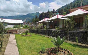 Room - THE HEIMAT RESORT (Padhar)