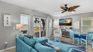 Condo, Multiple Beds (Gulf Island 314) | Living area