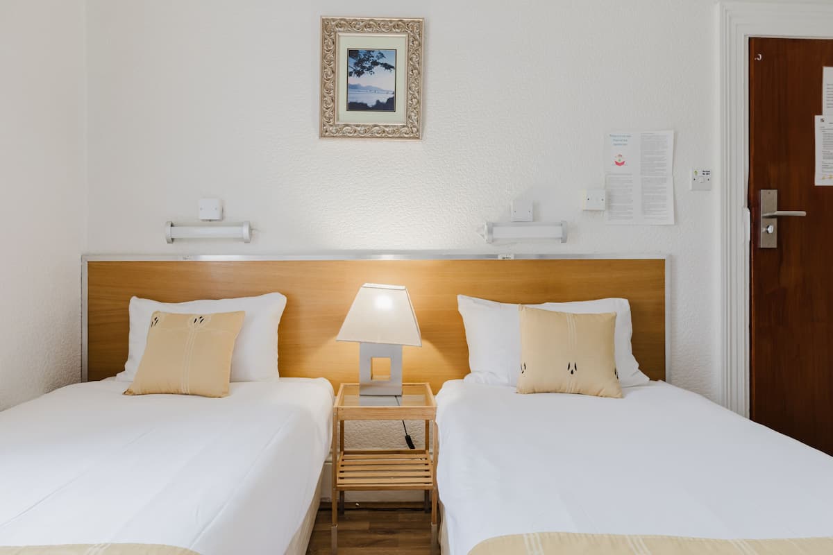 Twin Room, Ensuite | Free WiFi