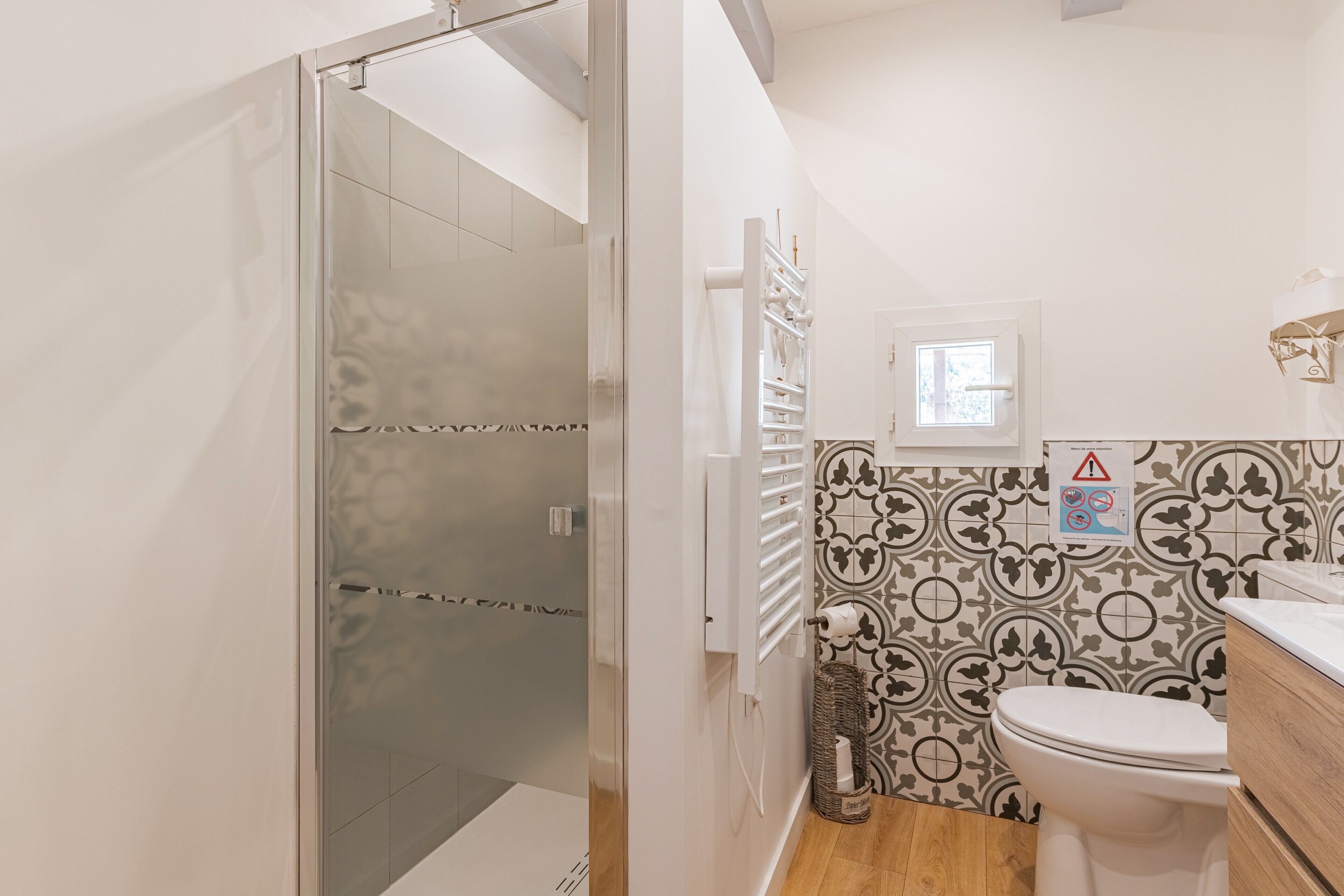 Shower, free toiletries, hair dryer, towels