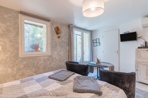 1 غرفة نوم وواي فاي وملاءات أسرّة وتسهيلات لدخول الكراسي المتحركة