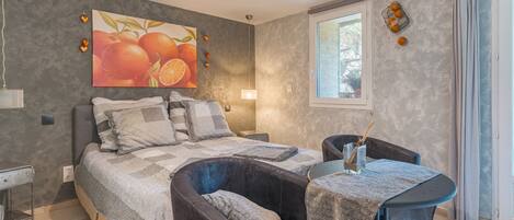 1 bedroom, WiFi, bed sheets, wheelchair access