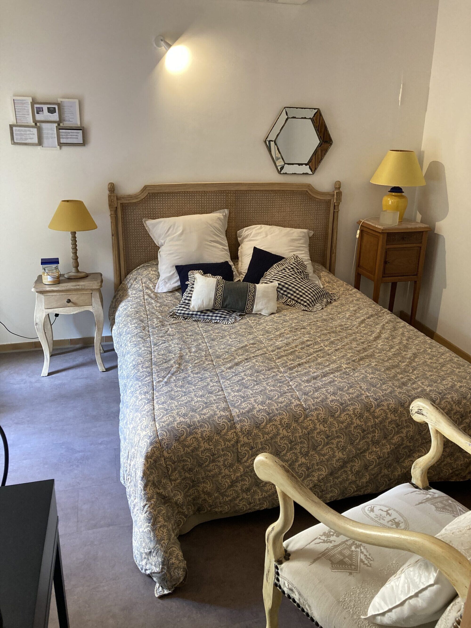 1 chambre, Wi-Fi, draps fournis