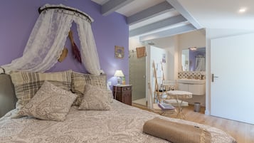 1 habitación, wifi y ropa de cama