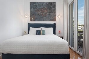 2 bedrooms, iron/ironing board, travel cot, free WiFi - Hera Family Apartment, Olympian Zeus Apartments (Athens)