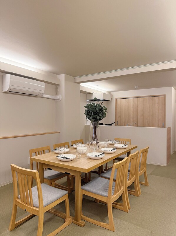 Family Apartment | Dining room