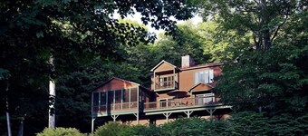 The Lodge at Warner Bay, Lake George Retreat for Up to 20 People