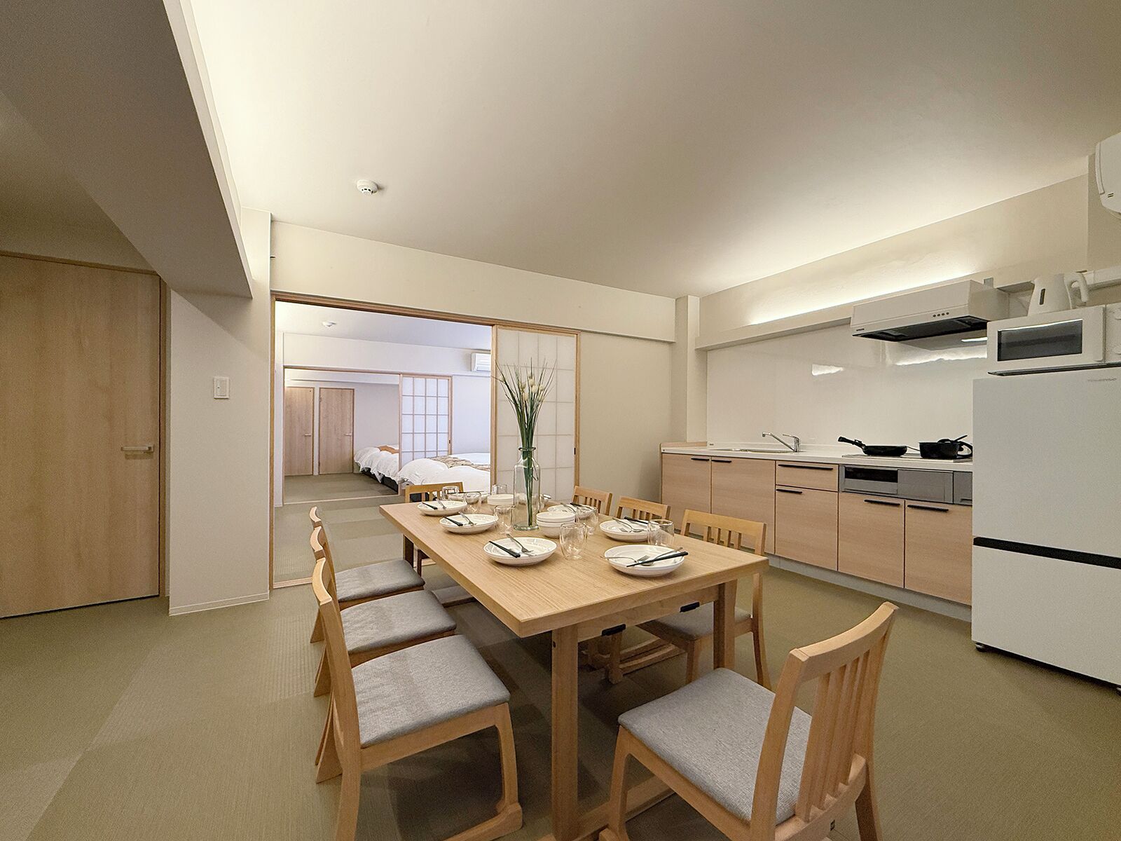 Japanese-style Apartment  | Dining room