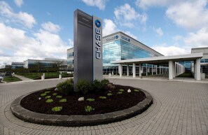 Apartment | 2 bedrooms - Woodland Penthouse 2BR W D Pool Gym Walkable (Westerville)