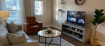 The Cozy Queen s Flat 1st Floor Pet-friendly
