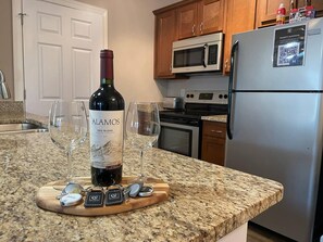 Apartment, Accessible | 1 bedroom - The Cozy Queen s Flat 1st Floor Pet-friendly (Westerville)