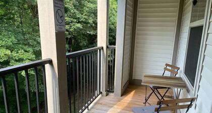 The King Of Polaris 2BR w Balcony Views