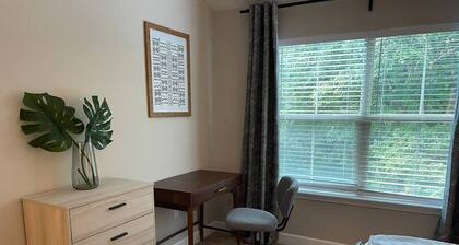 The King Of Polaris 2BR w Balcony Views