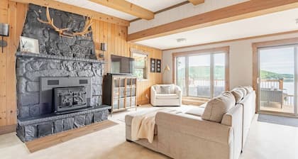 Bois & Bliss 31+ Night Stays (Monthly Rental)