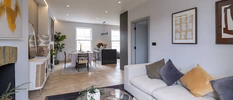 Apartment | Living area