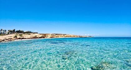 Beachfront Studio in Hergla – Stunning Sea View & Pool Access