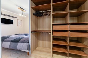4 chambres, fer et planche à repasser, Wi-Fi